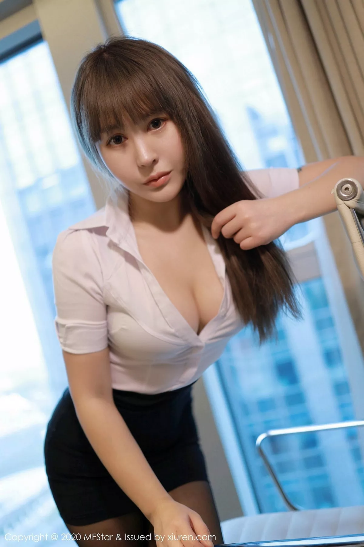 Evelyn艾莉写真