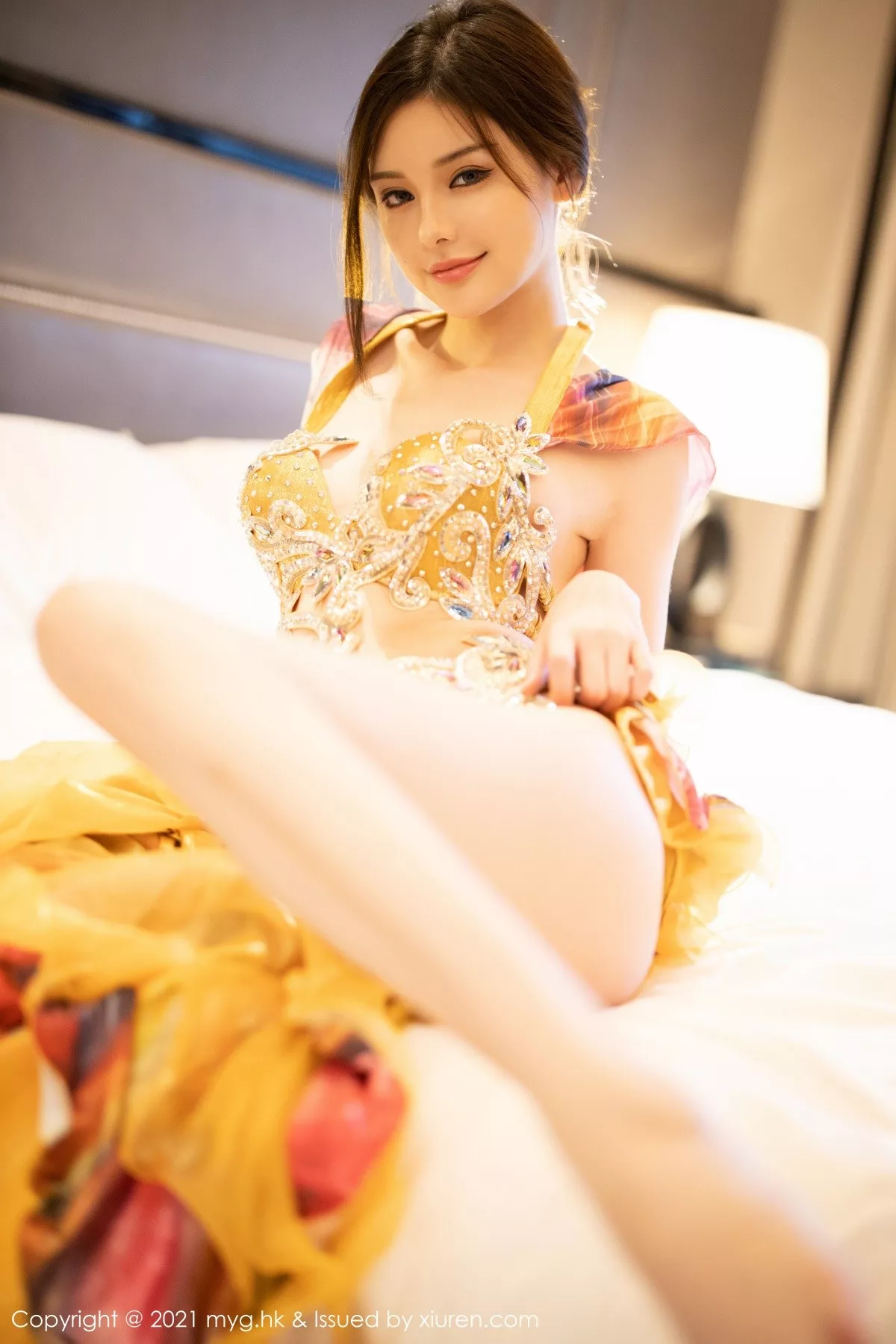 秀人集.com_[MyGirl美媛馆]Vol.549_模特小夕juju江浙沪旅拍性感泰式服饰秀完美身材迷人诱惑写真49P